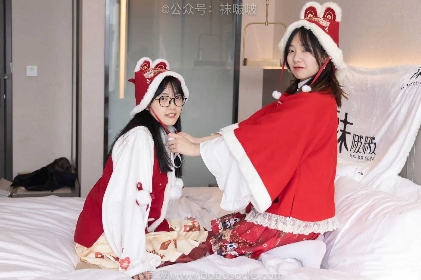 [BoBoSocks袜啵啵]NO.054 小甜豆与稚予-给大家拜年啦 [139P]插图9